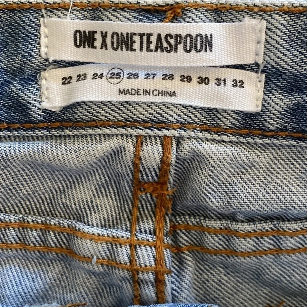 One Teaspoon Anthropologie jean shorts denim women’s 25 distressed